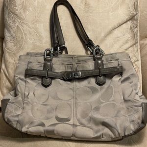 Gray/Silver Coach Shoulder Bag!